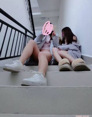 偷窥孔动漫在线观看_1080P韩国电影在线观看